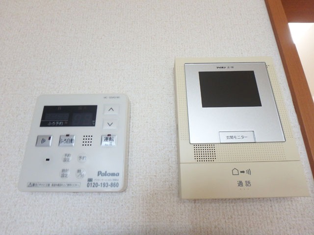 モニターホン付きで来客時も安心です♪ モニターホン付きで来客時も安心です♪