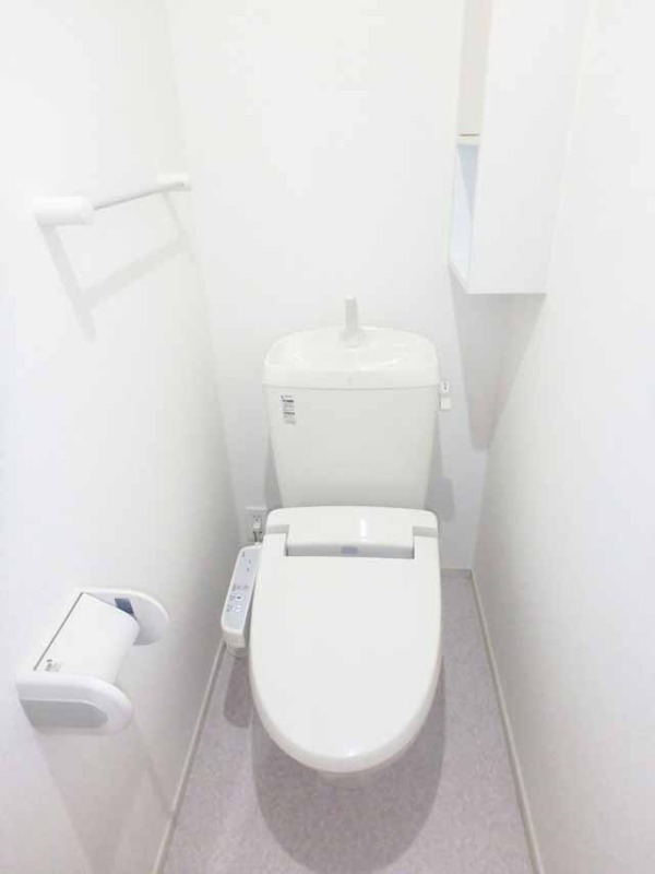 温水洗浄便座付き☆ 温水洗浄便座付き☆