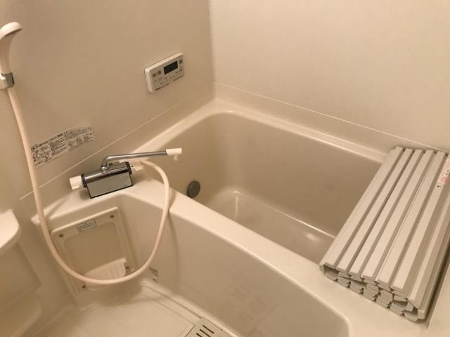 浴室乾燥付きで雨の日でも洗濯物が干せます☆ 浴室乾燥付きで雨の日でも洗濯物が干せます☆