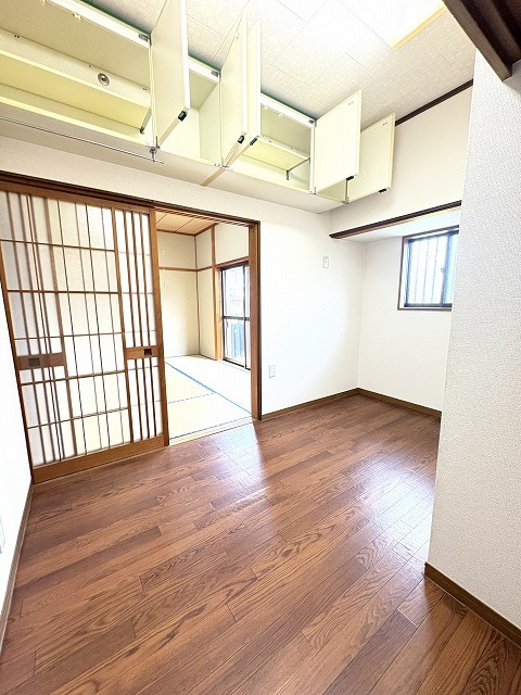 収納にも便利な納戸! 収納にも便利な納戸!