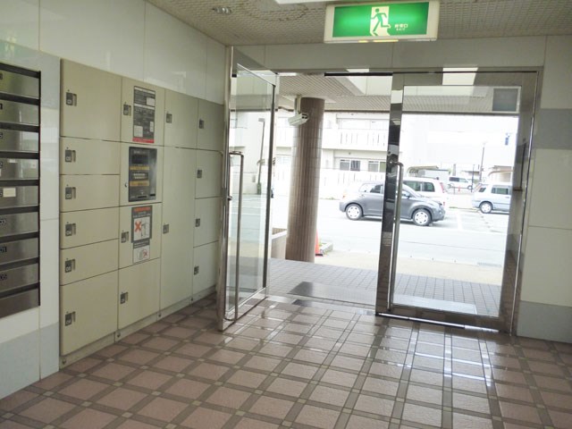 エントランス エントランス