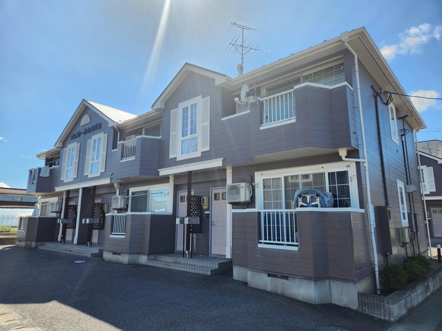 クレストールセキバＢの外観