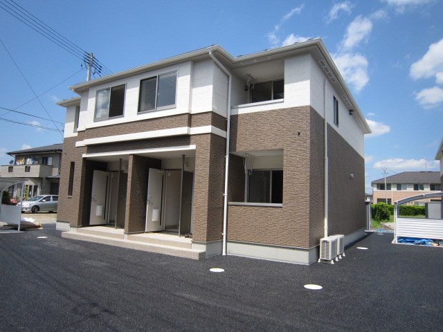 エルフ・ソレイユⅡの外観