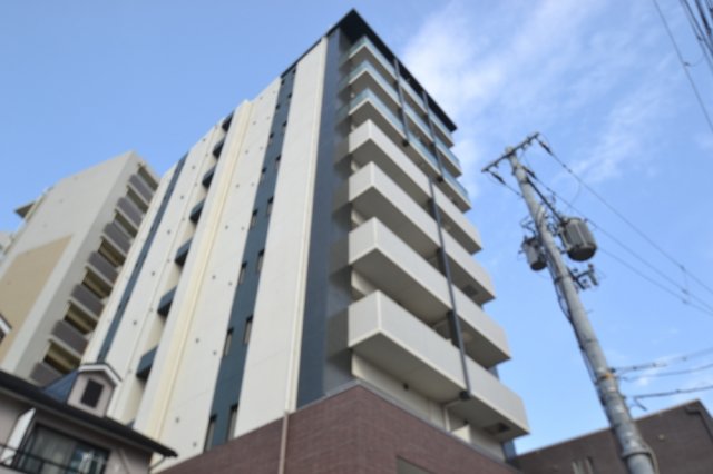 ファーストエフレシア立花1