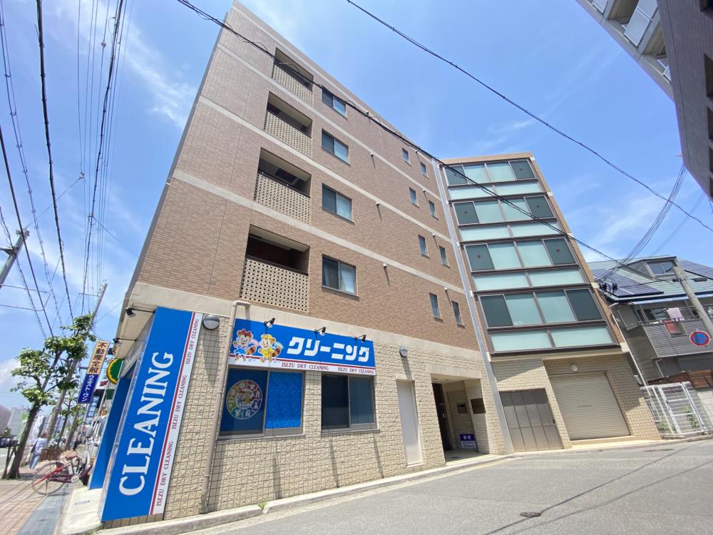 ラウレア