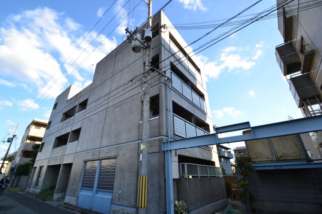 カサクレモナ東館