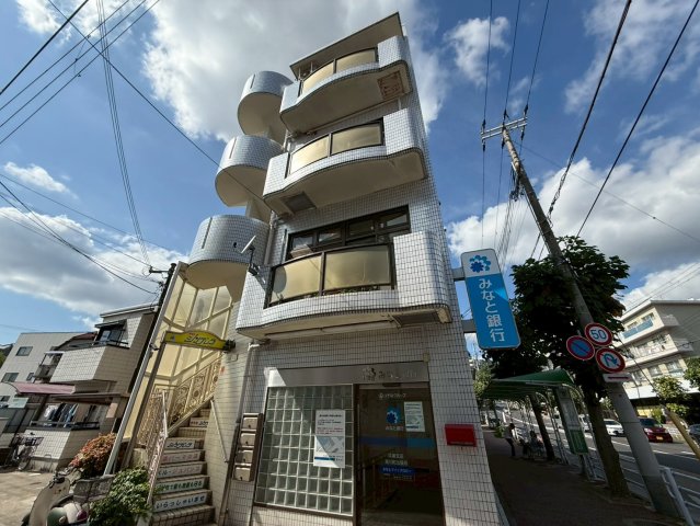 ホワイトビル