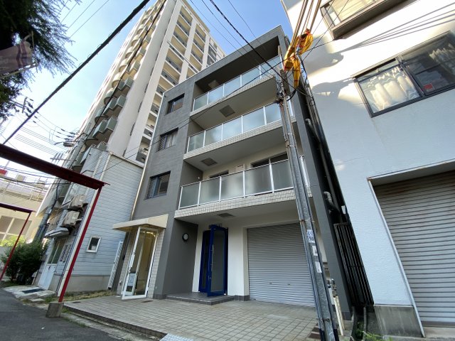 ますやビル