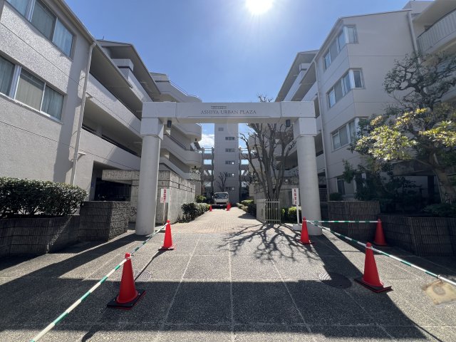 カネボウ芦屋アーバンプラザ