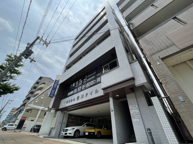 ピュア神戸の外観