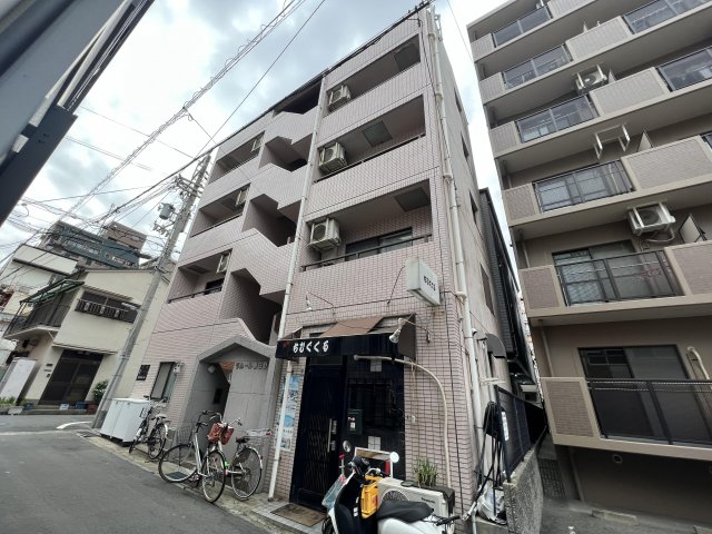 ラムール春日野道の外観