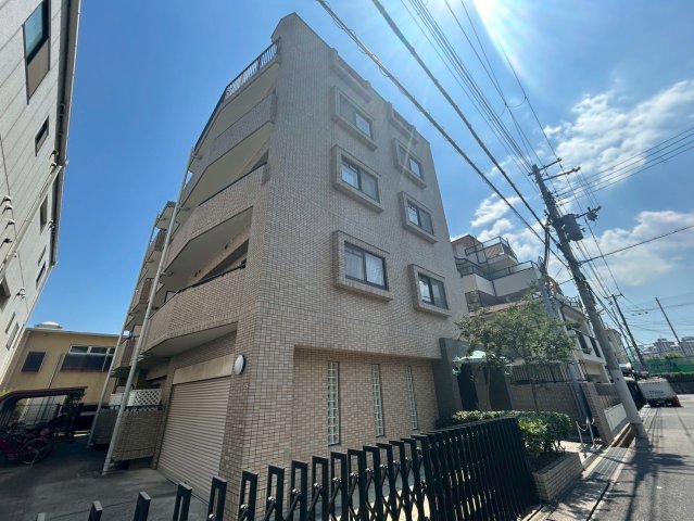 アヴァンセ岡本
