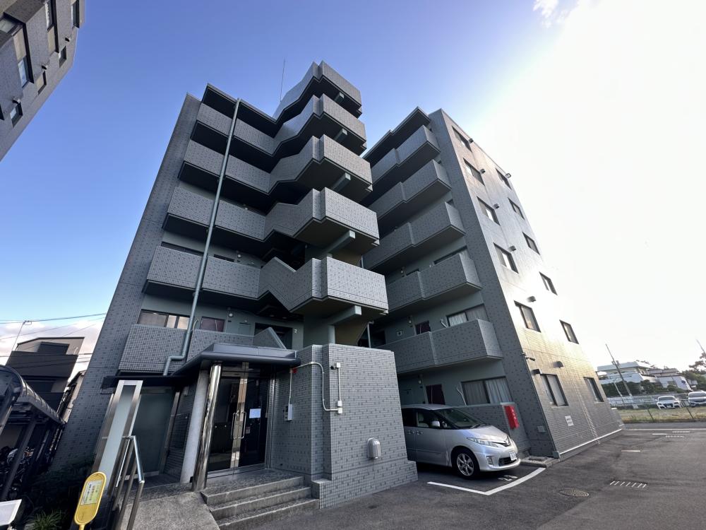 グランピアウエスト