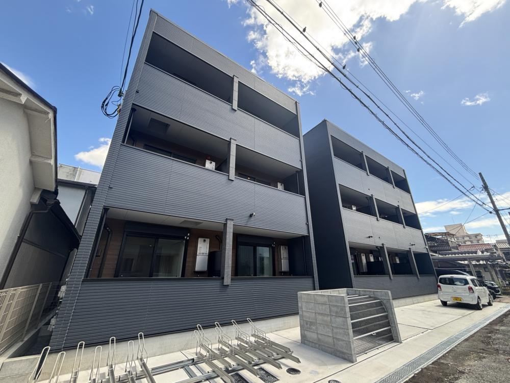 GAZELLE NOAH尼崎次屋