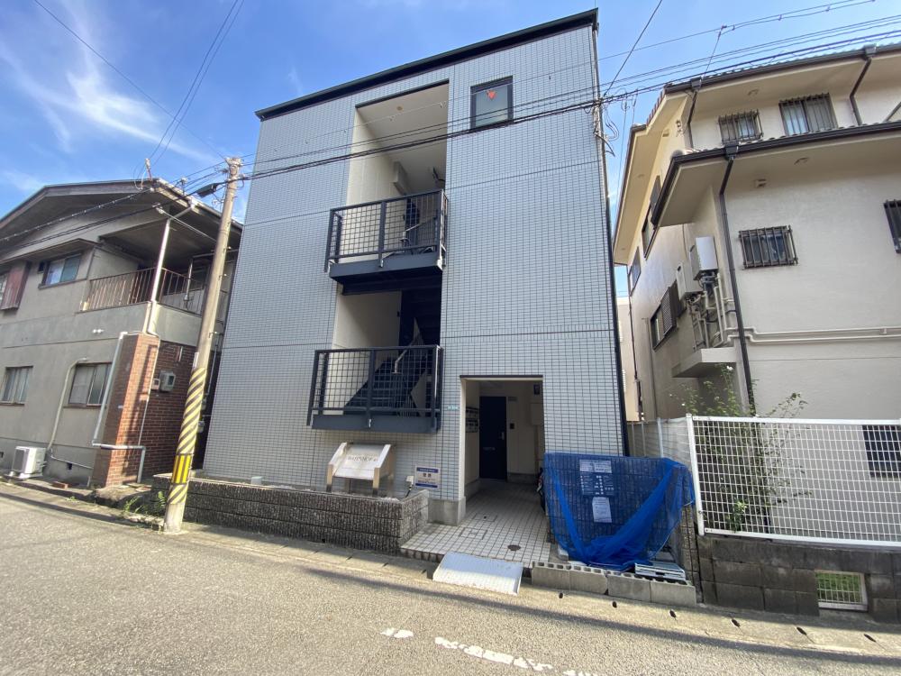 バーンホフ北口