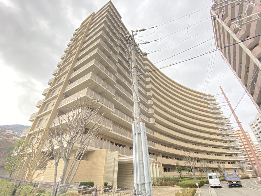 リーデンススクエア宝塚リバージュ