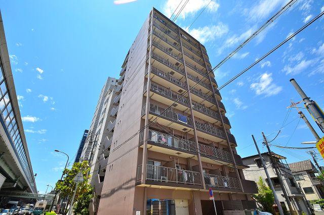 ベルトピア門口