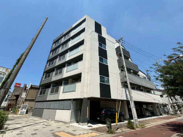 Mano Mansion