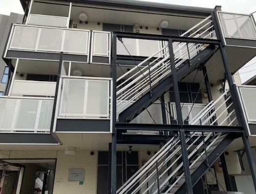 ワコウサンハイツC棟