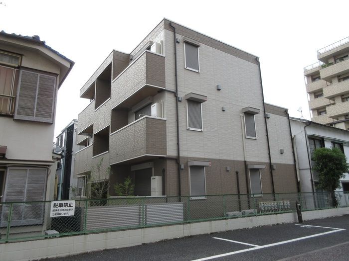 アンジュール坂下