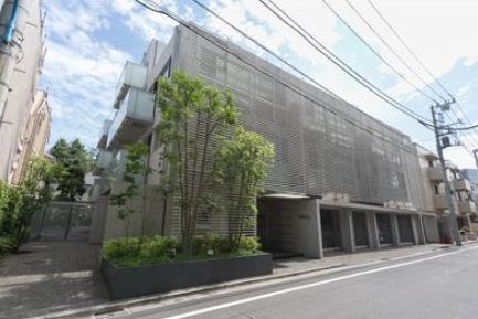神楽坂南町ハウス