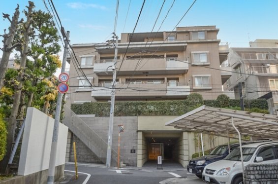 クレッセント戸山夏目坂