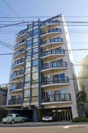 W７２３