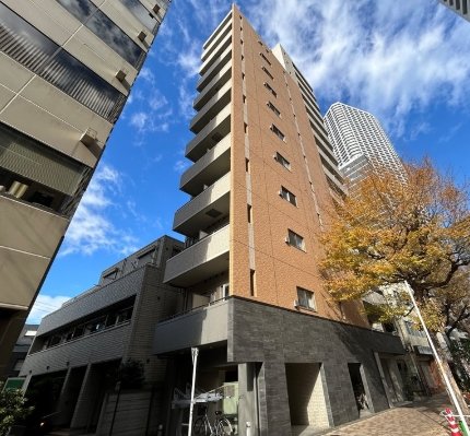 レジデンス西新宿スクエアの外観