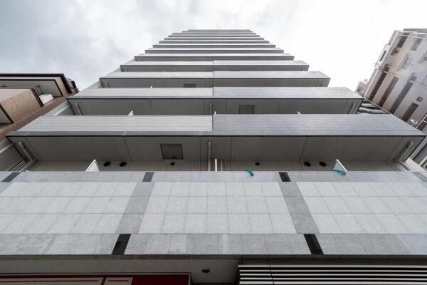 プレール・ドゥーク木場駅前