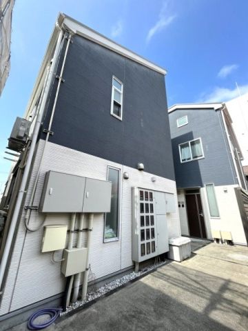新宿区西落合４丁目の賃貸アパート
