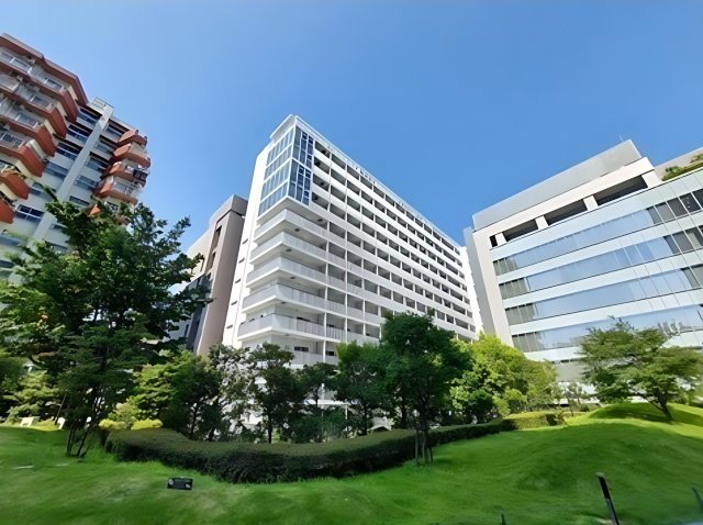 コンフォリア東新宿