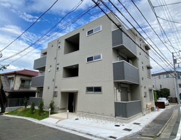 セレスティン三軒茶屋
