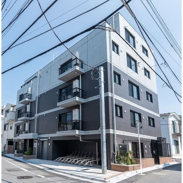 ウェルスクエア西新宿五丁目
