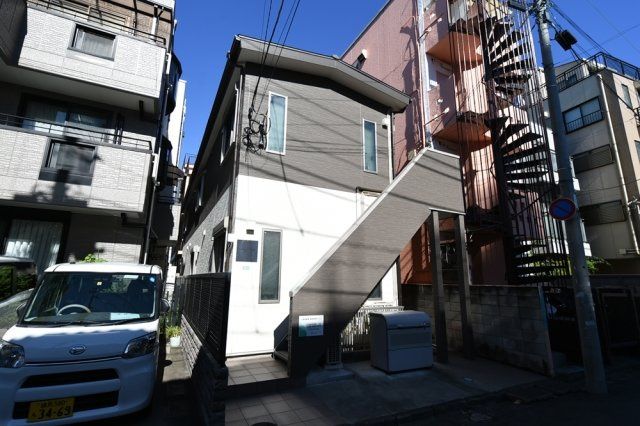 中野区弥生町２丁目の賃貸アパート