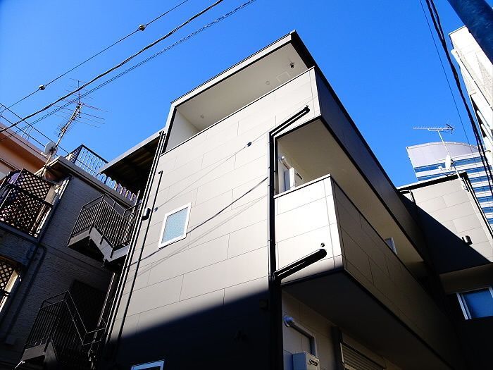 HATSUDAI FLAT