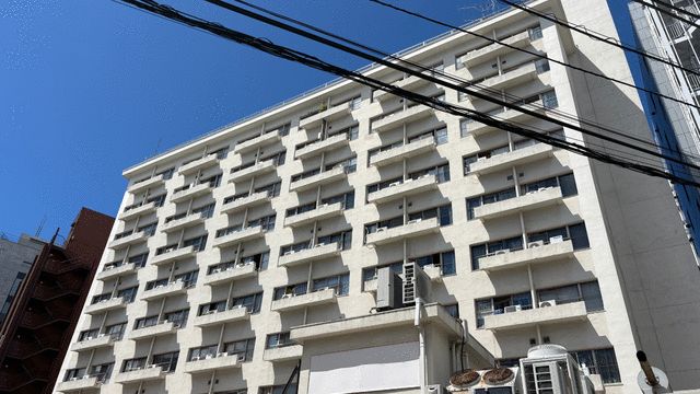 サトミビル池袋住宅の外観