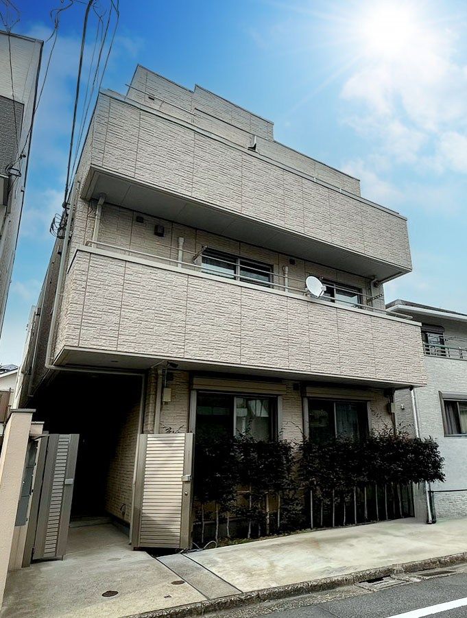 シャーメゾン弥生