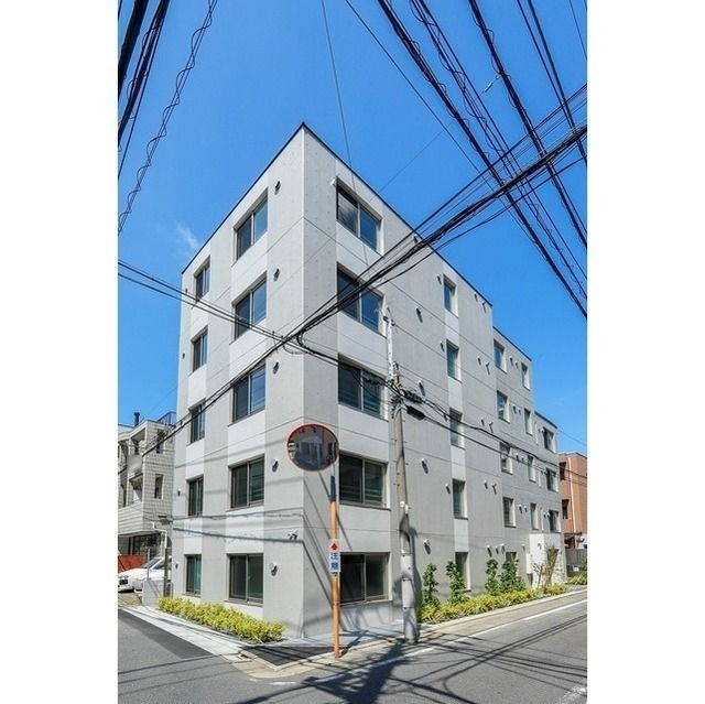 ウェルスクエア目黒の外観