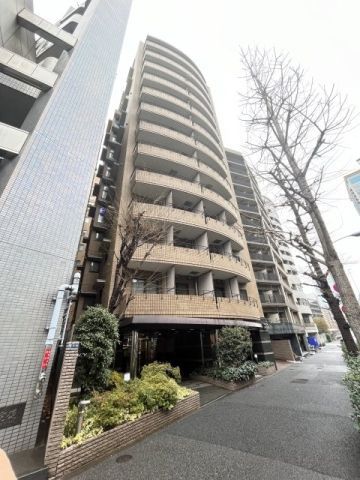 港区南青山6丁目の賃貸マンション