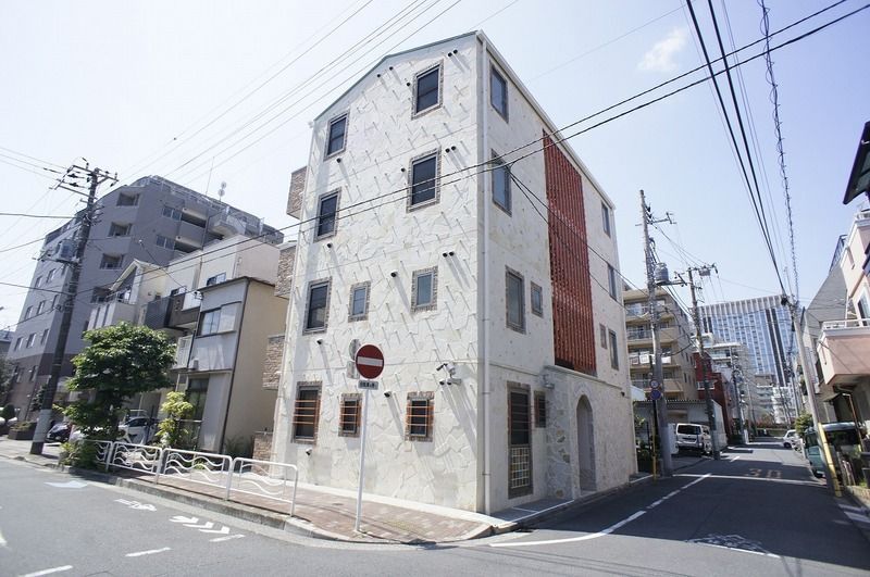 セジュールドゥサンミシェルの外観