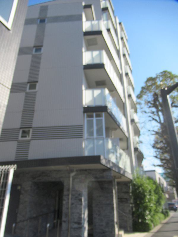 HY’s Salire 用賀