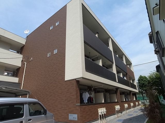 イースト　ラディアンス