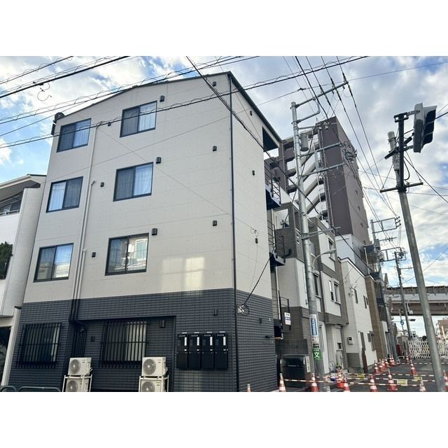 エクセラン五反野の外観