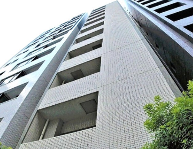 レヴィーナ東京八重洲通り