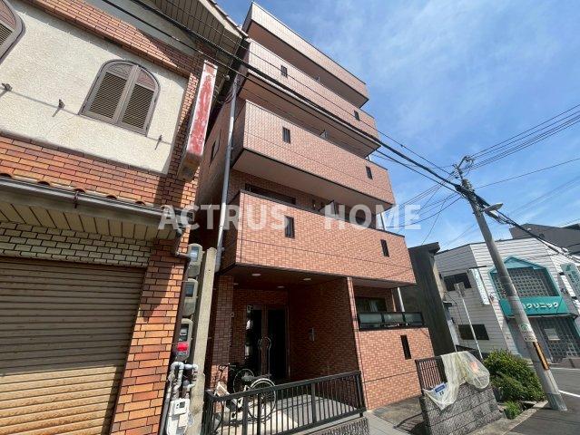 ドミール北河堀の外観