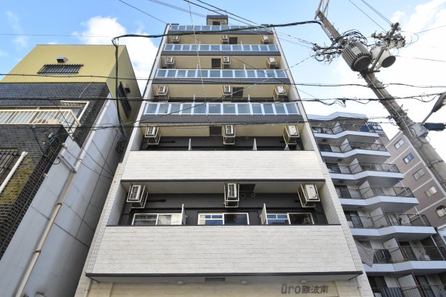 U-ro難波南の外観