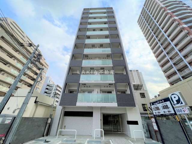 大阪市西区北堀江4丁目の賃貸マンションの外観