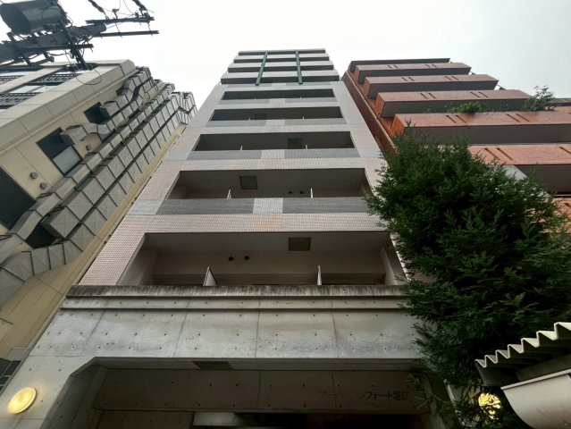 アーバンコンフォート堀江の外観