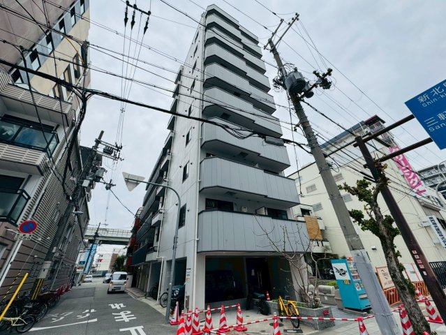 メビウス難波WESTレジデンスの外観