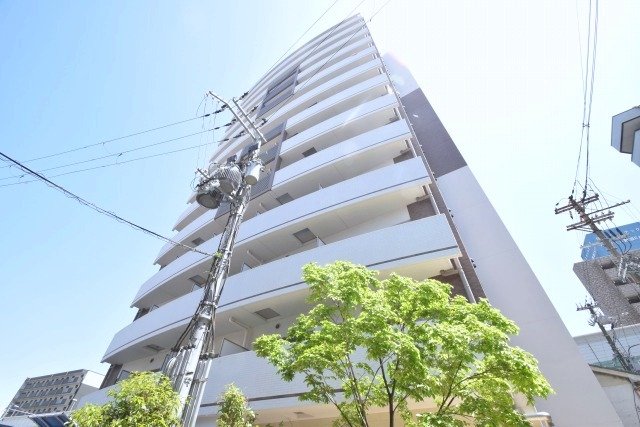 ラシーヌ日本橋の外観